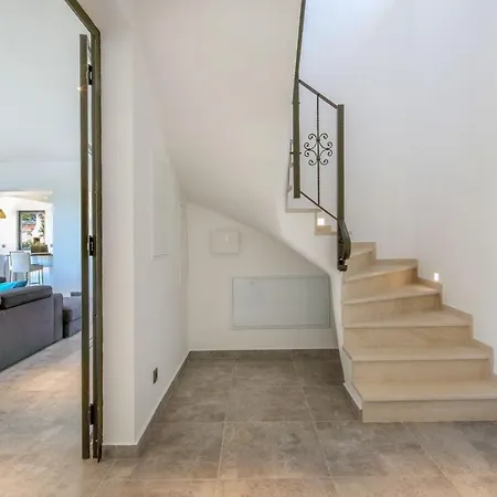 Вилла Saragoca *